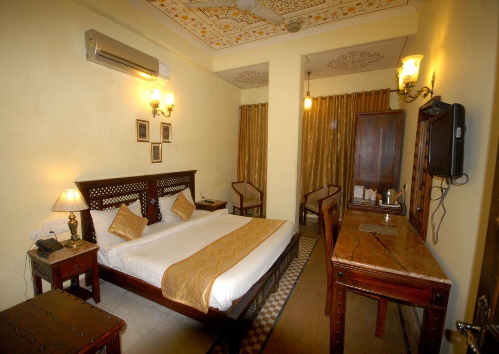 Hotel Rajputana Haveli - Jaipur Extérieur photo