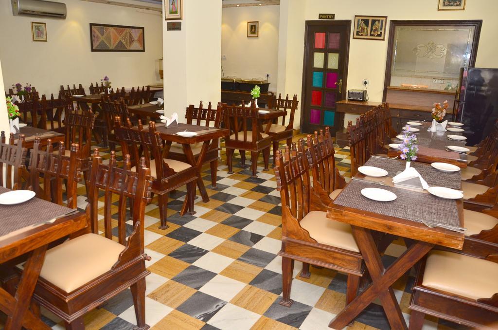 Hotel Rajputana Haveli - Jaipur Extérieur photo